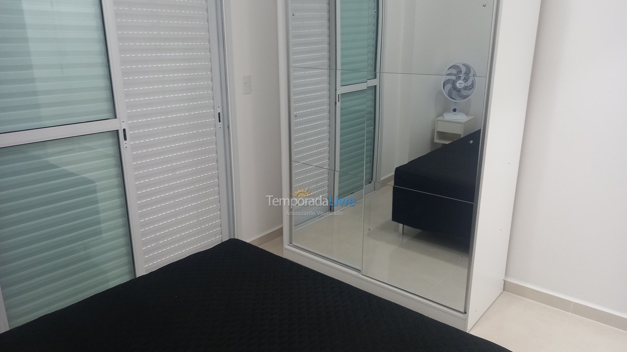 Apartamento para aluguel de temporada em Praia Grande (Maracanã)