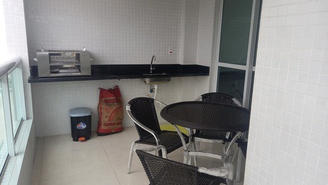 Apartamento em Praia Grande, frente mar