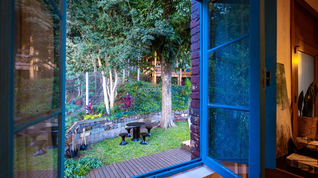 Casa para aluguel de temporada em Bento Gonçalves (Centrovale dos Vinhedos)