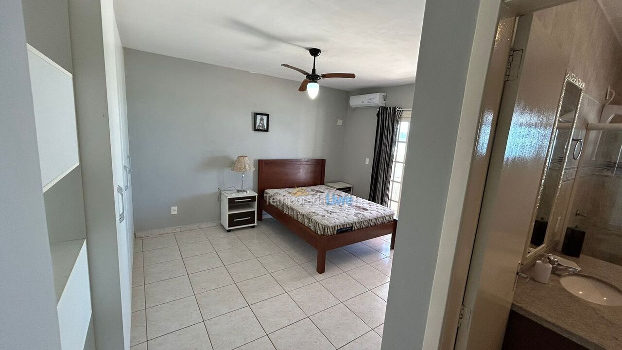 House for vacation rental in Bombinhas (Praia de Bombas)