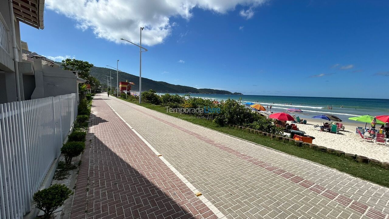 House for vacation rental in Bombinhas (Praia de Bombas)