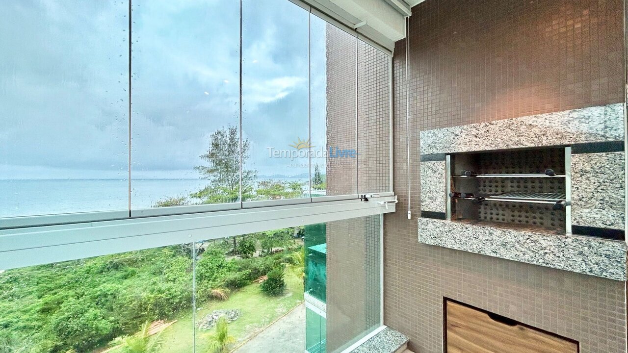 Apartamento para aluguel de temporada em Bombinhas (Praia de Quatro Ilhas)