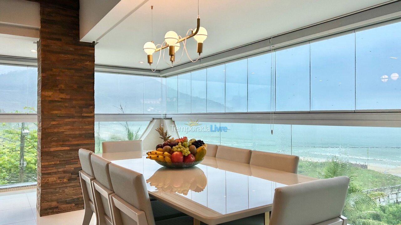 Apartamento para aluguel de temporada em Bombinhas (Praia de Quatro Ilhas)