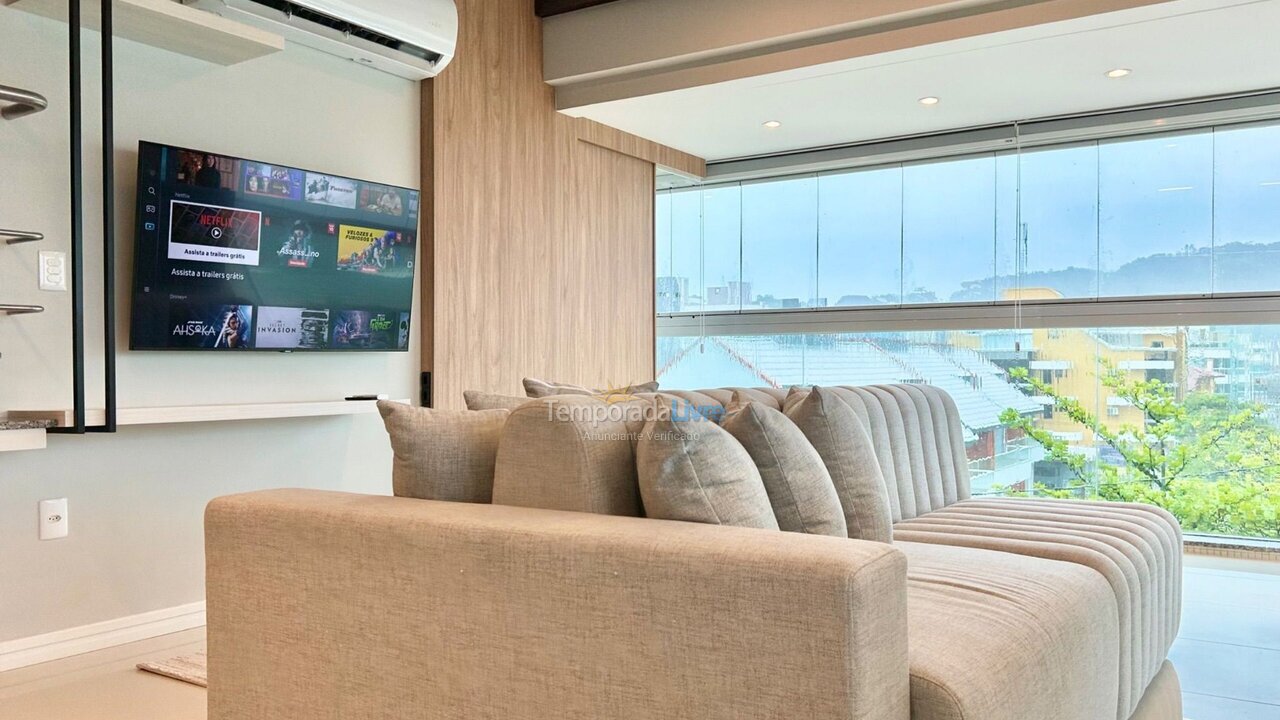 Apartamento para aluguel de temporada em Bombinhas (Praia de Quatro Ilhas)