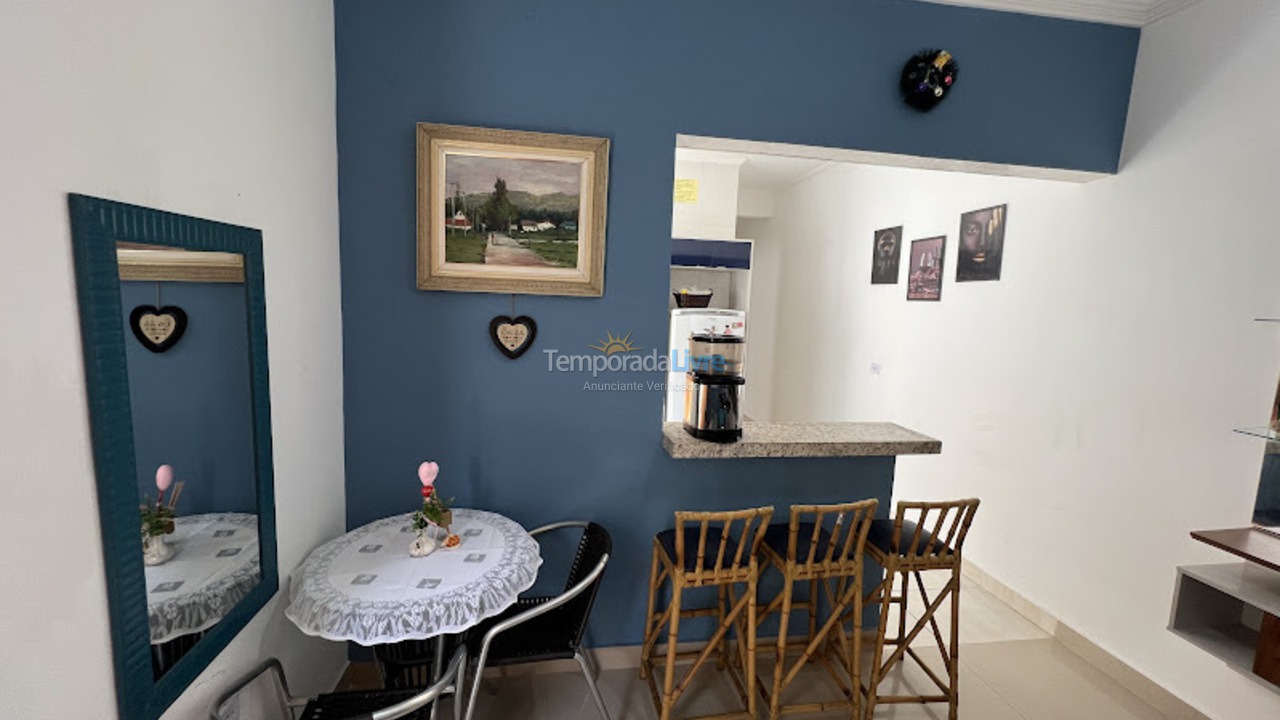 Casa para aluguel de temporada em Praia Grande (Jd Real)