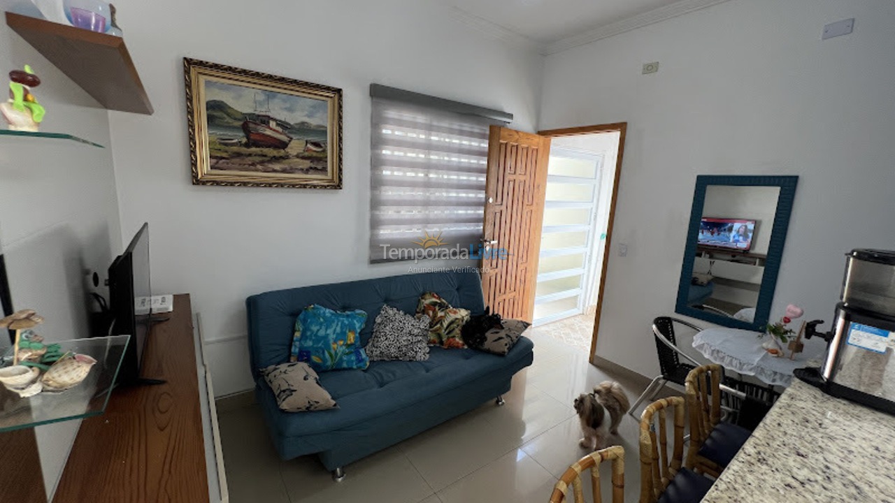 Casa para aluguel de temporada em Praia Grande (Jd Real)