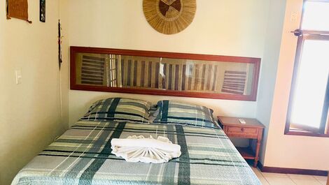 Apt with 2 bedrooms and swimming pool 200m from Taperapuan Beach