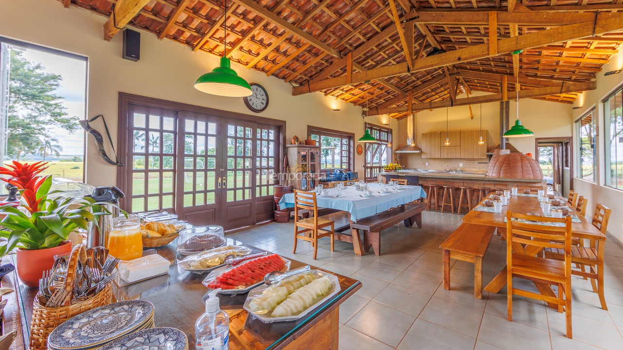 Granja para alquiler de vacaciones em Cesário Lange (Bairro Aleluia)