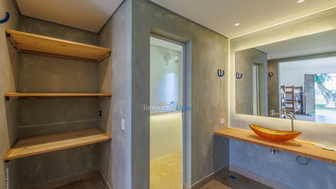 Granja para alquiler de vacaciones em Cesário Lange (Bairro Aleluia)