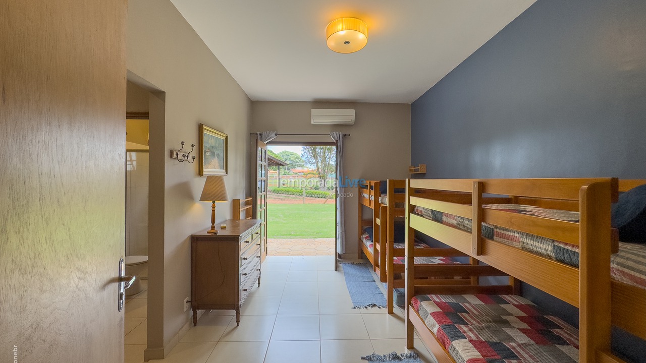 Granja para alquiler de vacaciones em Cesário Lange (Bairro Aleluia)