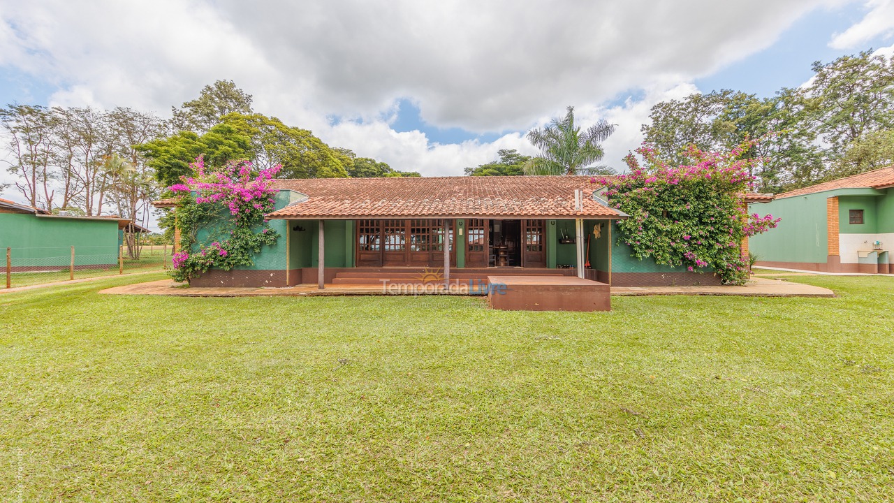 Granja para alquiler de vacaciones em Cesário Lange (Bairro Aleluia)