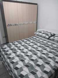 ACOGEDOR APARTAMENTO DE 02 DORMITORIOS A 50M DE LA PLAYA