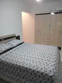 ACOGEDOR APARTAMENTO DE 02 DORMITORIOS A 50M DE LA PLAYA