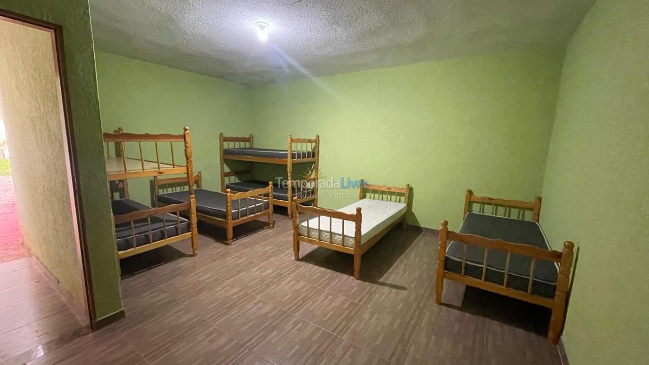 Chácara / sítio para aluguel de temporada em Mairiporã (Estrada Municipal Mairiporã Sp Brasil)