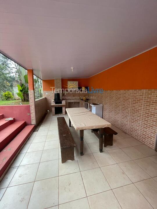 Chácara / sítio para aluguel de temporada em Mairiporã (Estrada Municipal Mairiporã Sp Brasil)