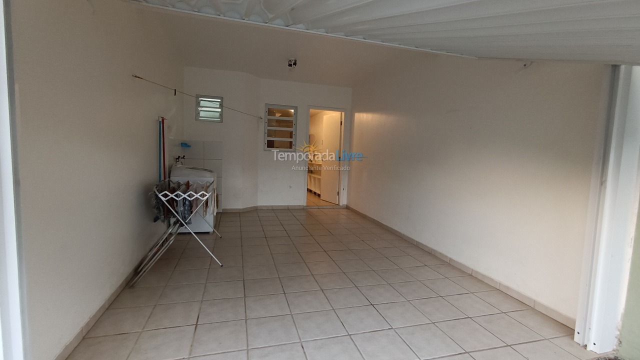 Casa para aluguel de temporada em Bombinhas (Canto Grande)