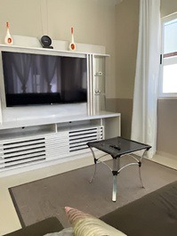 High Standard House With Pool