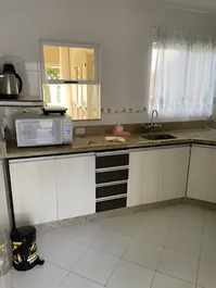 High Standard House With Pool