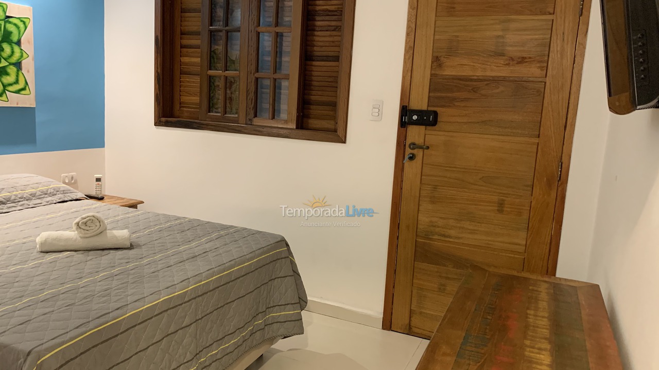 Casa para aluguel de temporada em Ubatuba (Praia das Toninhas)