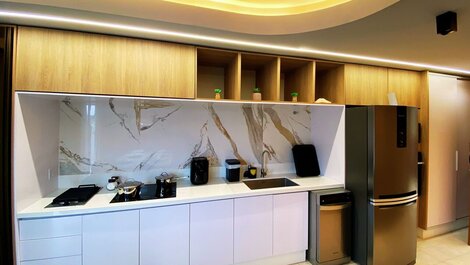 Premium PIPA ILE - By Almare Flats