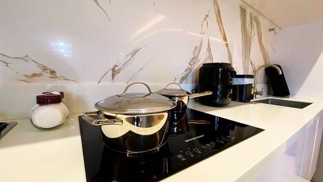 Premium PIPA ILE - By Almare Flats