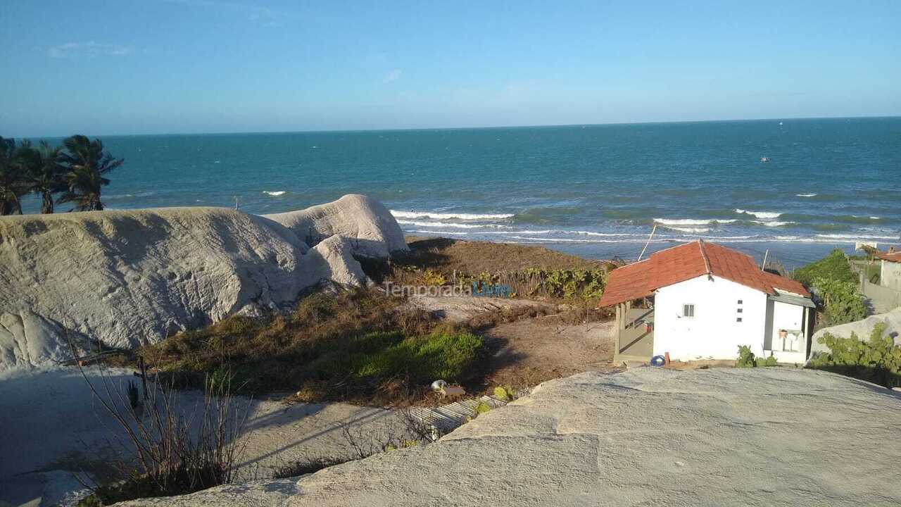 Casa para alquiler de vacaciones em Aracati (Praia de Quixaba Terra da Paixão)
