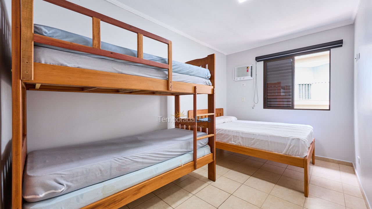 Apartamento para aluguel de temporada em Ubatuba (Praia Grande)