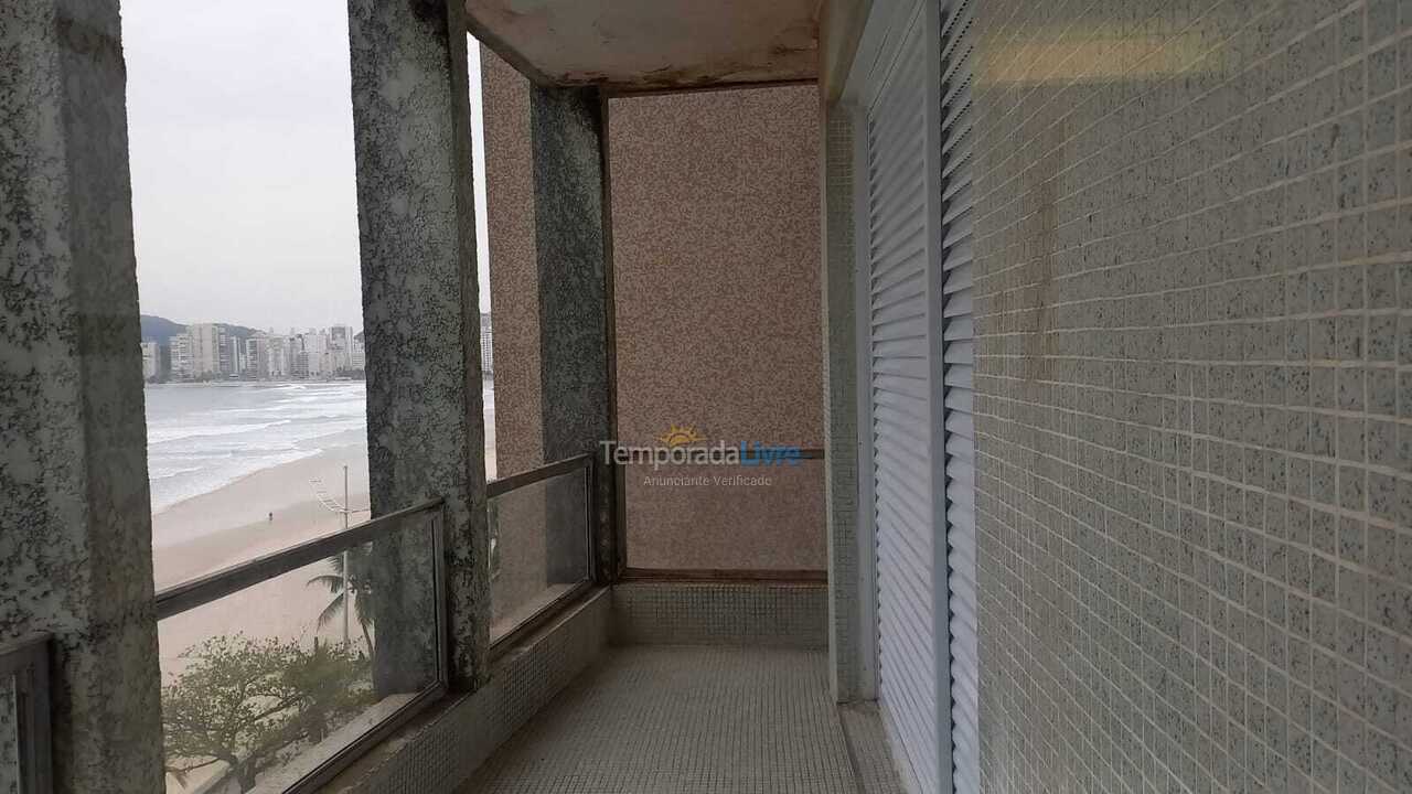 Apartamento para aluguel de temporada em Guarujá (Pitangueiras)