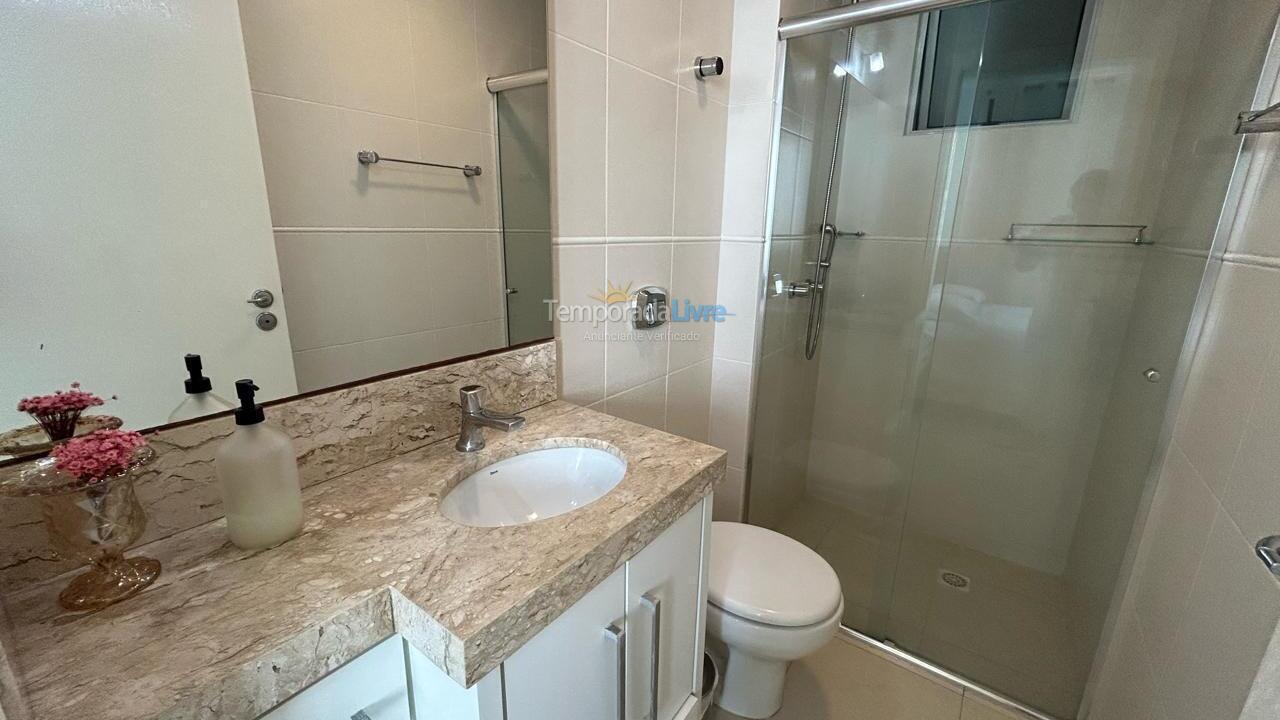 Apartamento para aluguel de temporada em Itapema (Meia Praia)