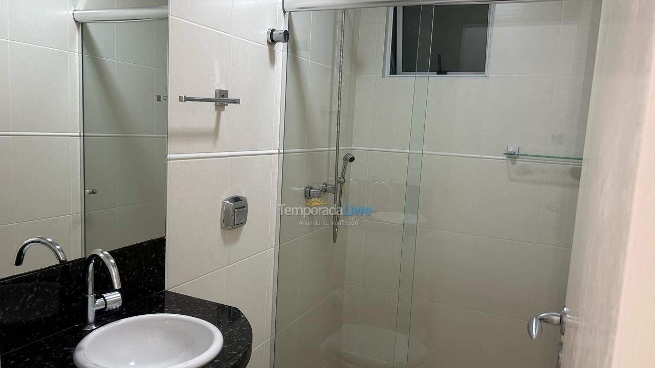 Apartamento para aluguel de temporada em Itapema (Meia Praia)