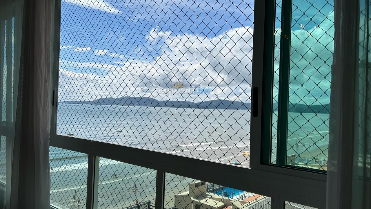 Apartamento para aluguel de temporada em Itapema (Meia Praia)