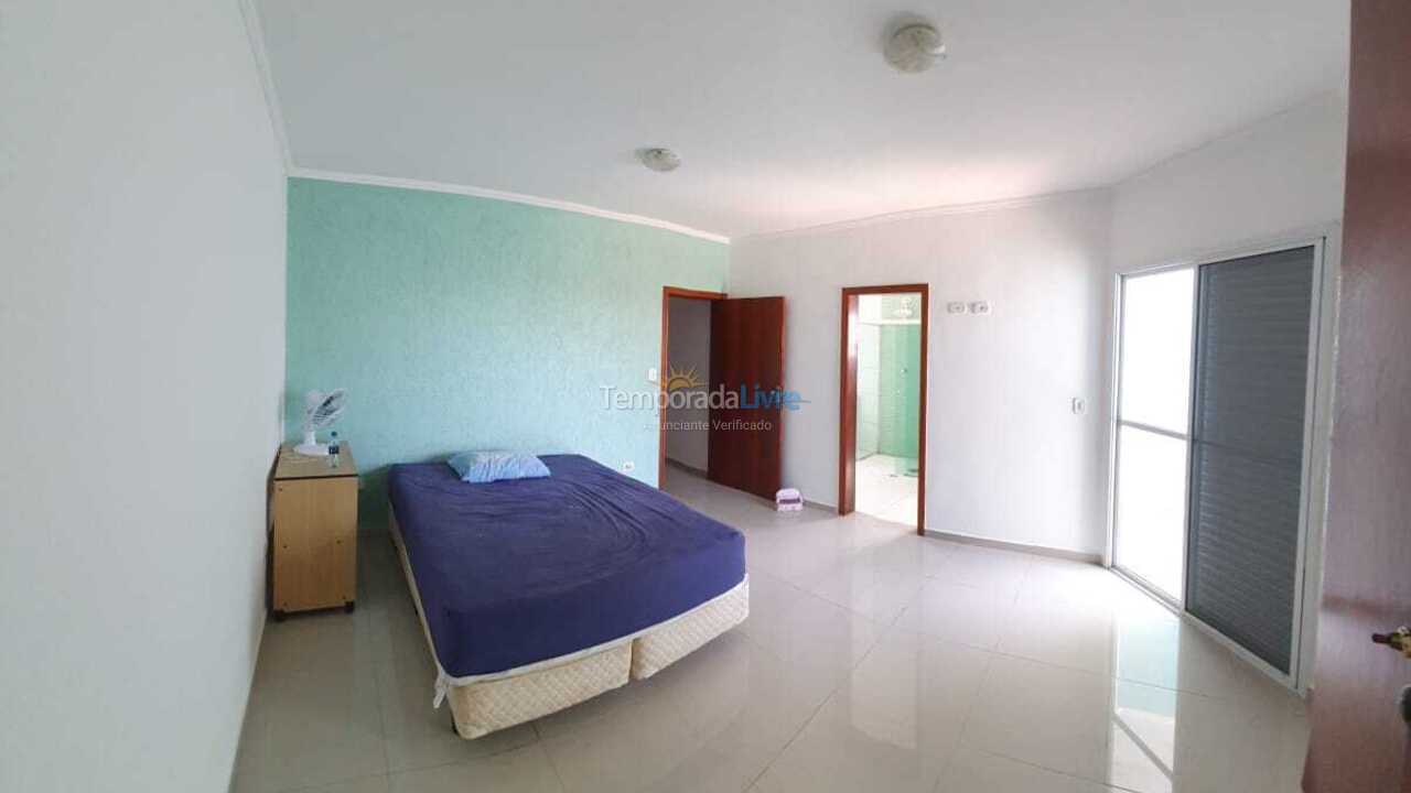 House for vacation rental in Peruíbe (Parque Turistico)