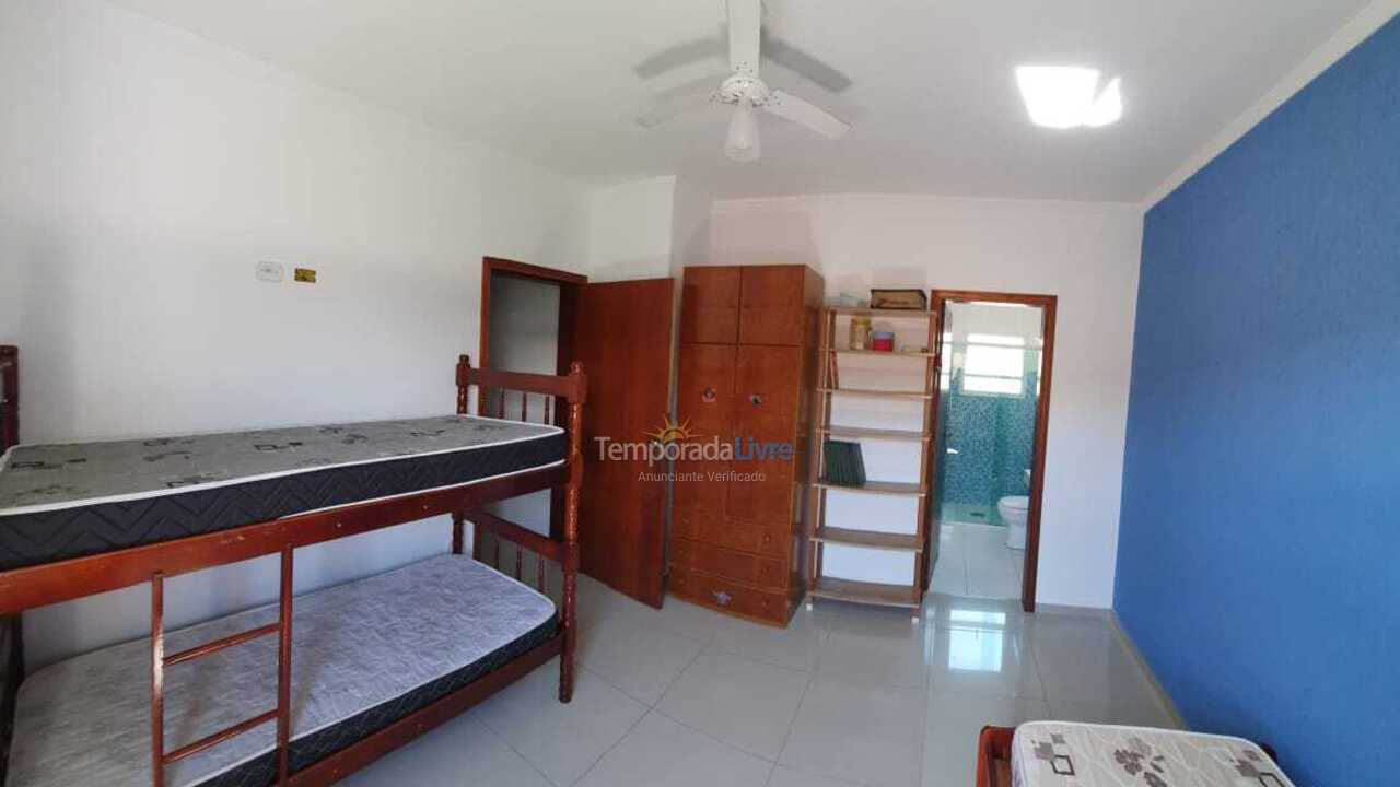 House for vacation rental in Peruíbe (Parque Turistico)