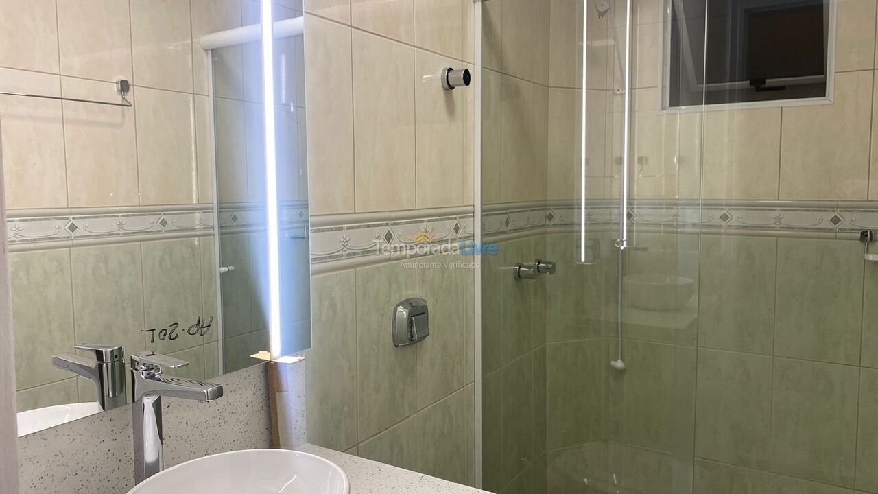 Apartamento para alquiler de vacaciones em Itapema (Meia Praia)