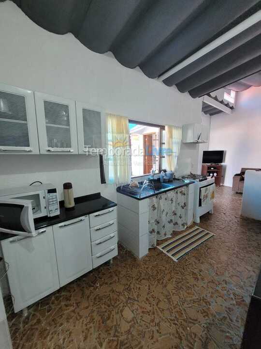 Casa para aluguel de temporada em Itanhaém (Jd Grandesp)