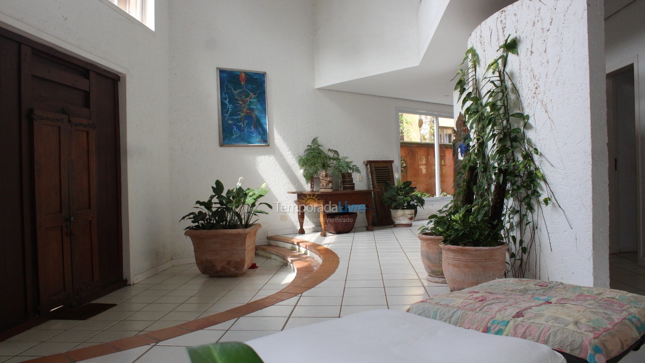 House for vacation rental in São Sebastião (Praia da Baleia)