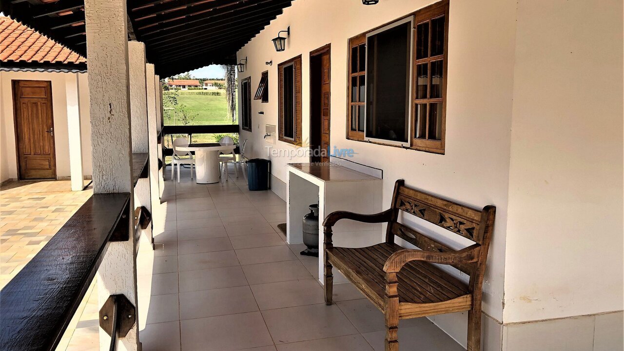 Casa para aluguel de temporada em Quadra (Aleluia Barreiro)