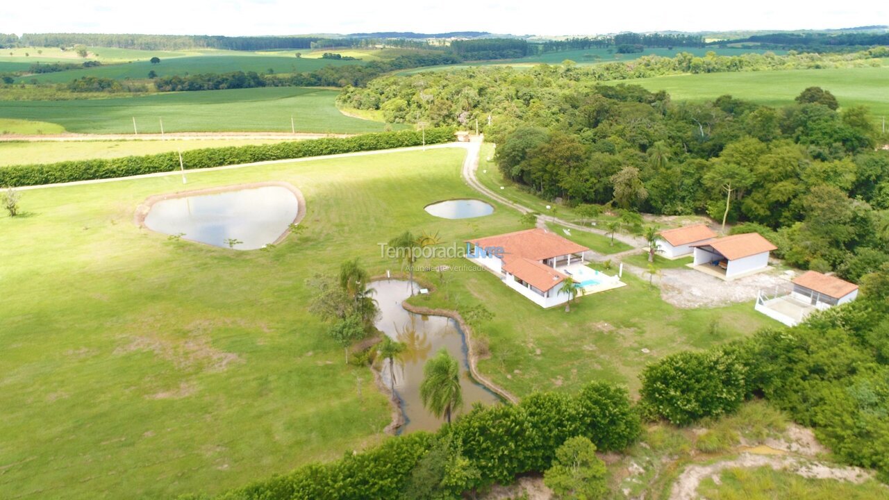 Casa para aluguel de temporada em Quadra (Aleluia Barreiro)