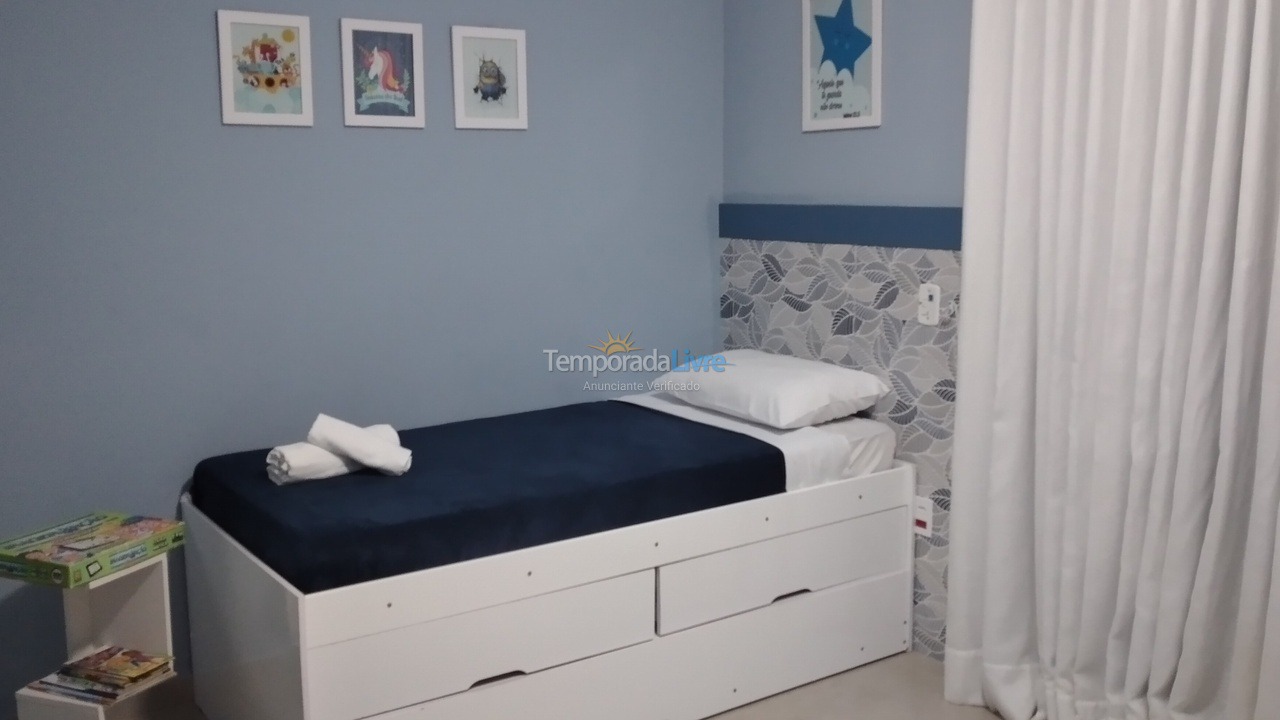 Casa para alquiler de vacaciones em Paranapanema (Riviera de Santa Cristina Xiii)