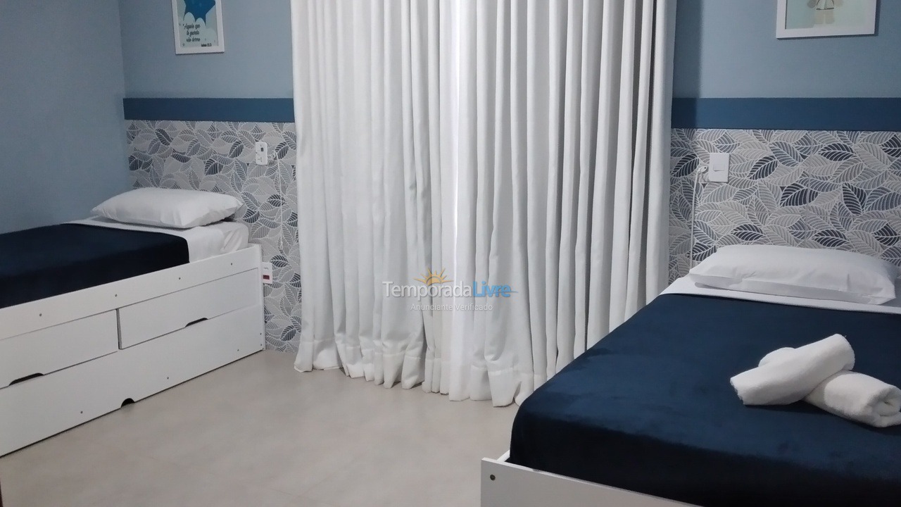 Casa para alquiler de vacaciones em Paranapanema (Riviera de Santa Cristina Xiii)