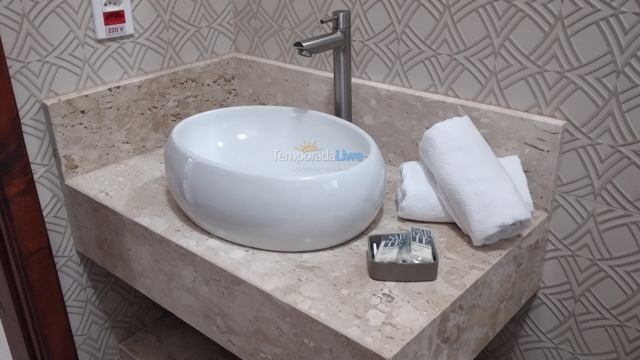 Casa para alquiler de vacaciones em Paranapanema (Riviera de Santa Cristina Xiii)