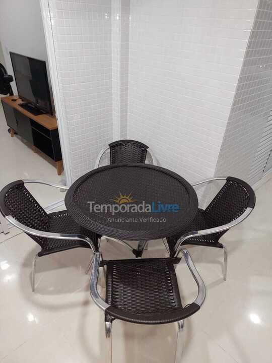 Apartamento para aluguel de temporada em Praia Grande (Maracanã)