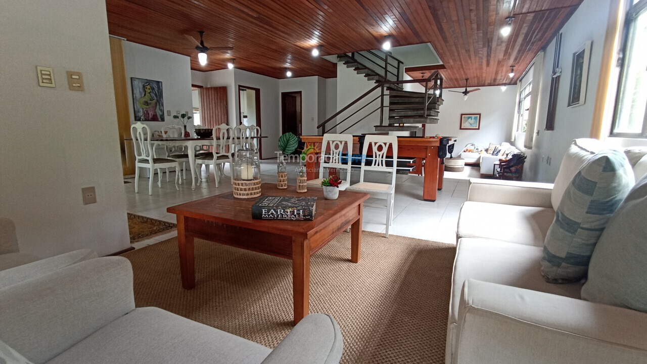 Casa para aluguel de temporada em Florianópolis (Brava)