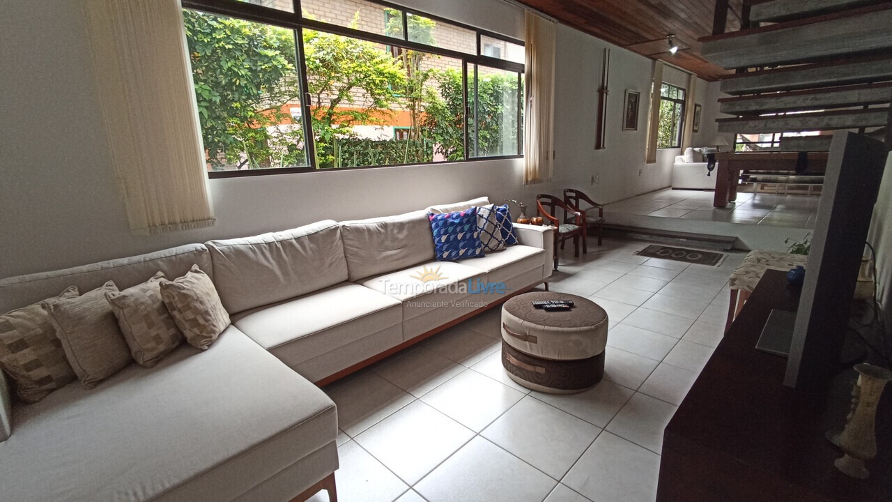 Casa para aluguel de temporada em Florianópolis (Brava)