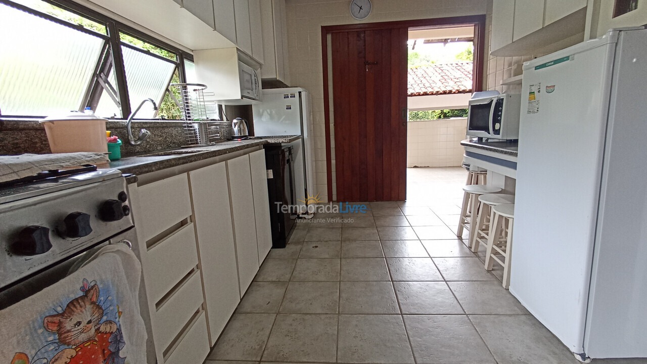 Casa para aluguel de temporada em Florianópolis (Brava)