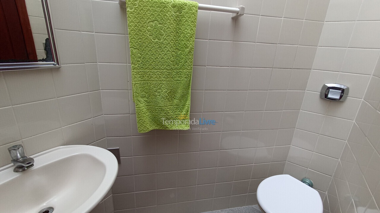 Casa para aluguel de temporada em Florianópolis (Brava)