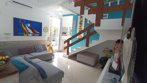 Excellent house with pool, gourmet area and 6 air conditioners