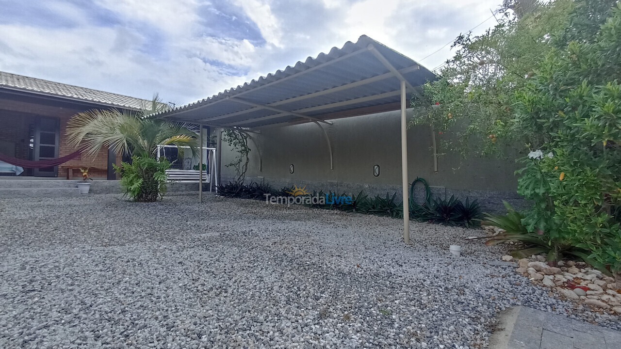 Casa para aluguel de temporada em Florianopolis (Praia dos Ingleses)