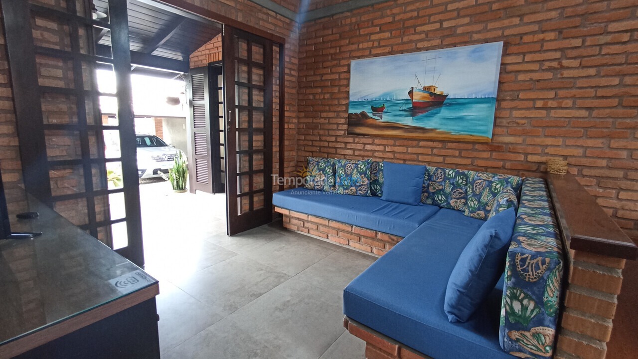 Casa para aluguel de temporada em Florianopolis (Praia dos Ingleses)