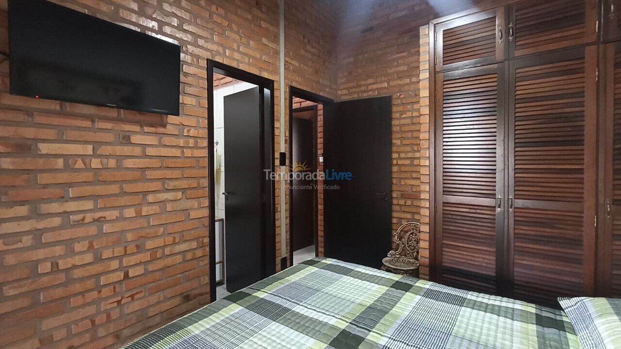 Casa para aluguel de temporada em Florianopolis (Praia dos Ingleses)